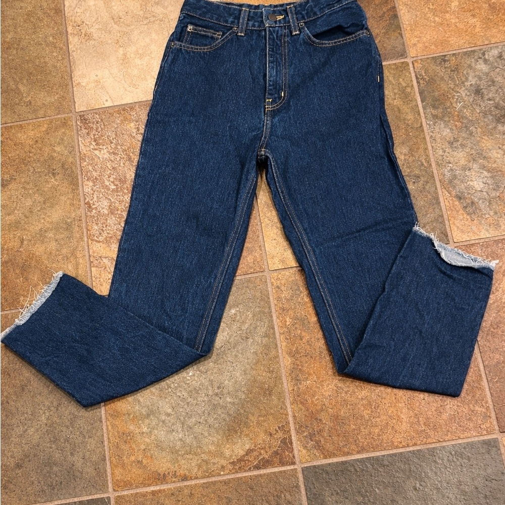 Carmar Size 24 Straight Leg Jeans – Dark Wash – Raw Hem – Excellent Condition
